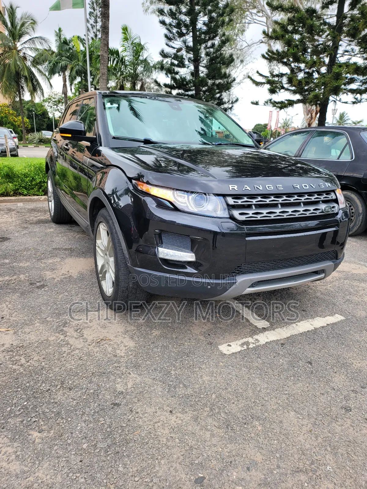 Land Rover Range Rover Evoque Prestige 4dr SUV AWD (2.0L 4cyl Turbo 9A)