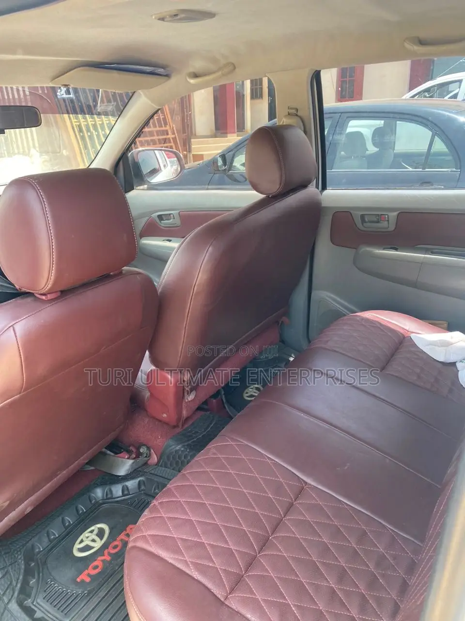 Toyota Hilux 2011 White