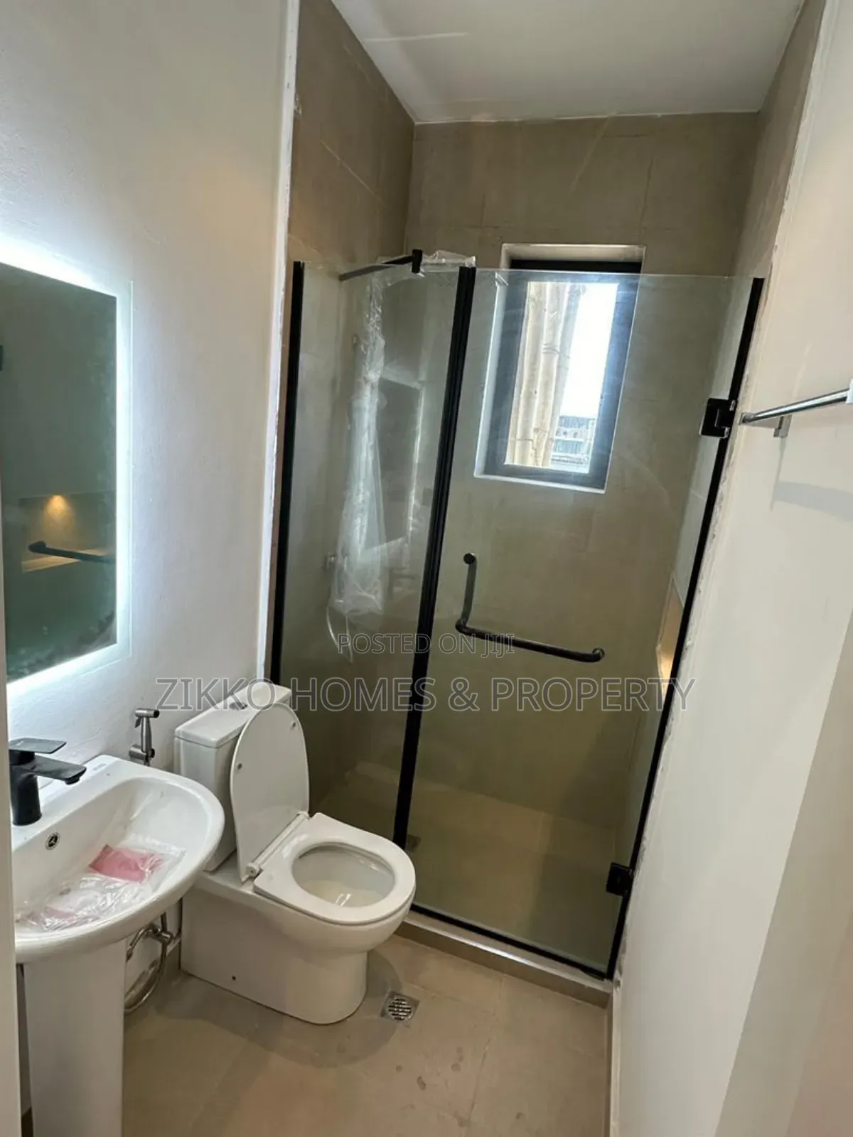 4bdrm Duplex in Lekki for sale