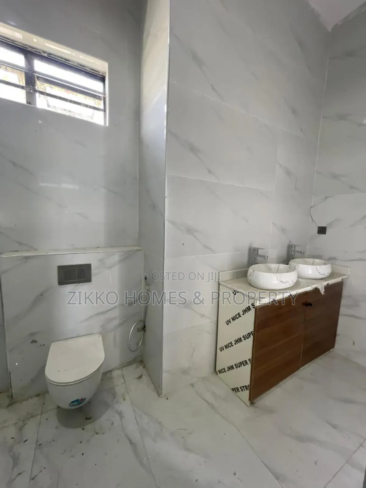 5bdrm Duplex in Lekki for sale