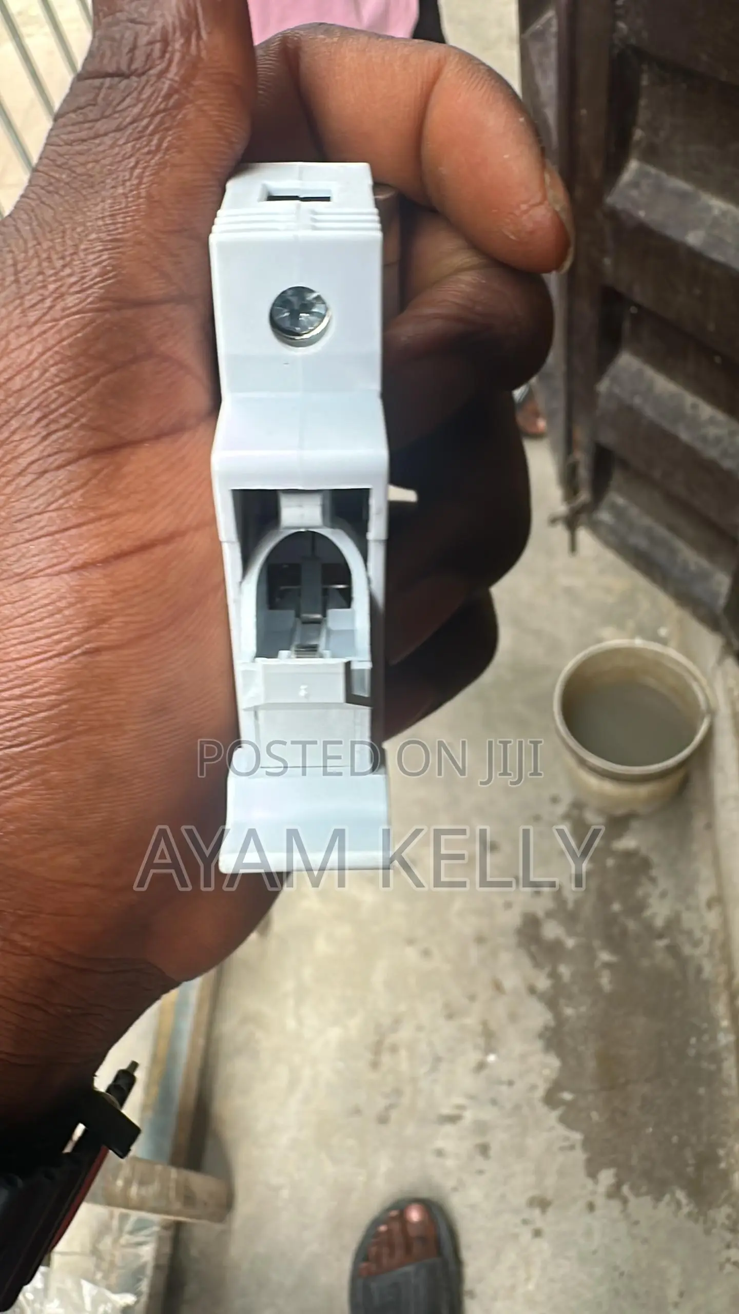 Dc Fuse and Fuse Holder