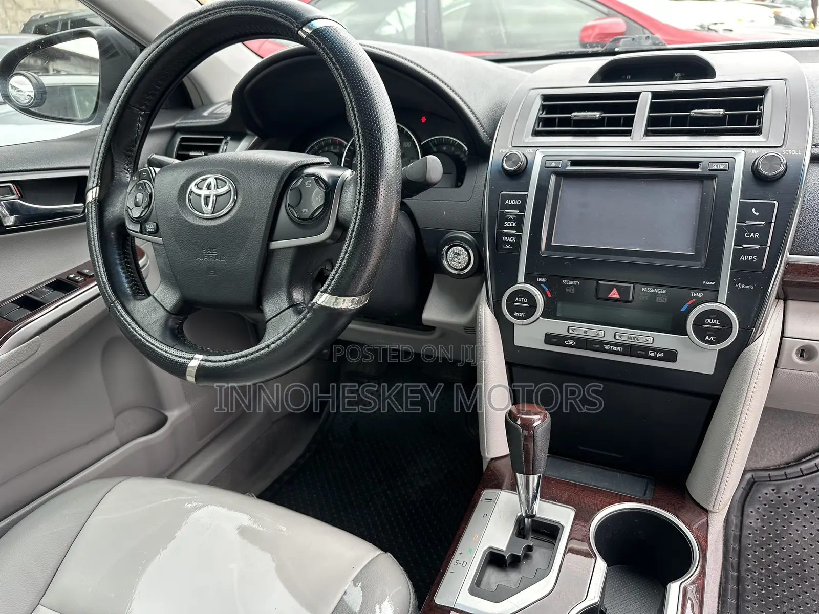Toyota Camry XLE 4dr Sedan (2.5L 4cyl 6A) 2012 Blue
