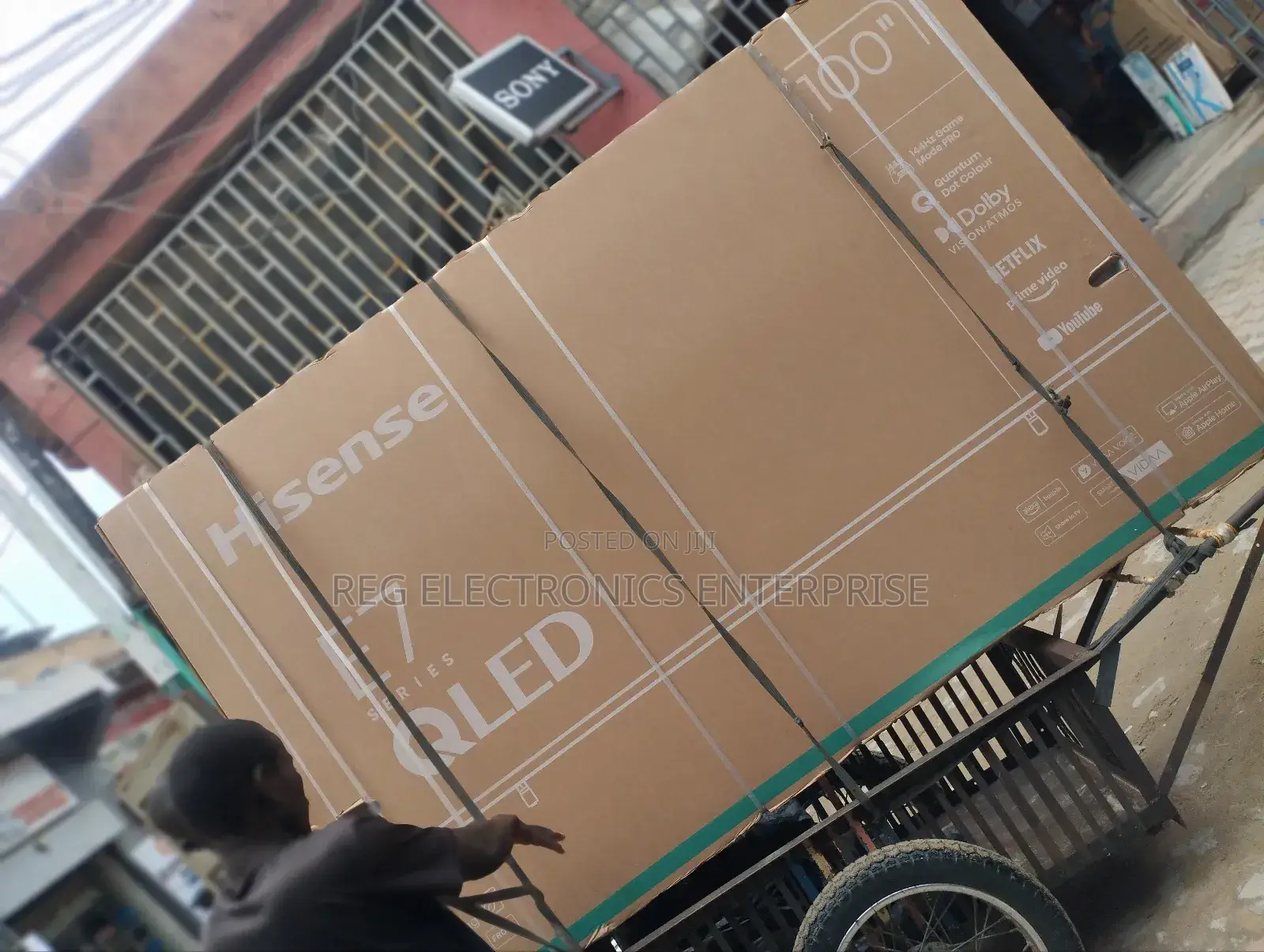 I Deal on Hisense 100 Inches Smart Television