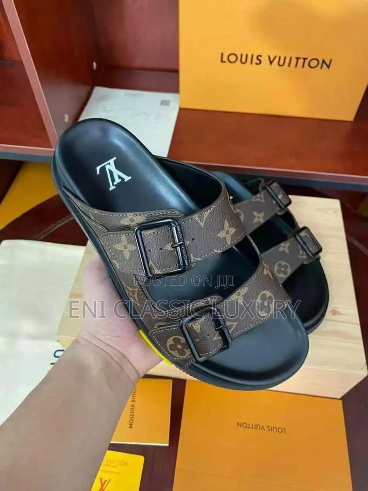 Louis Vuitton Luxury Designer Slipper Well Branded Package