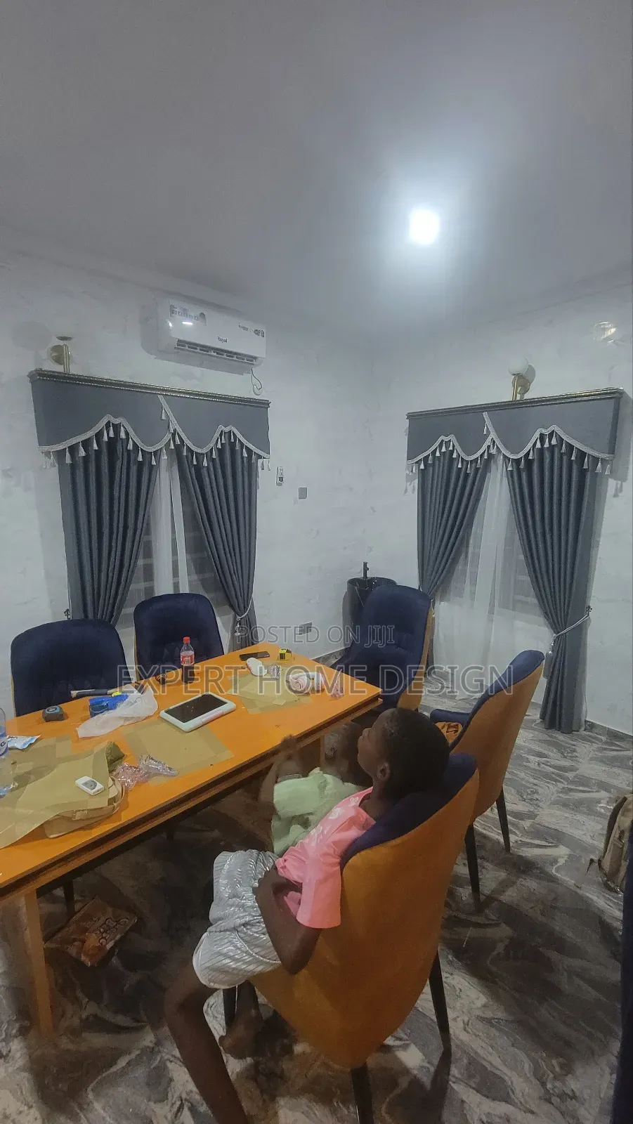 Quality Curtain With Casement