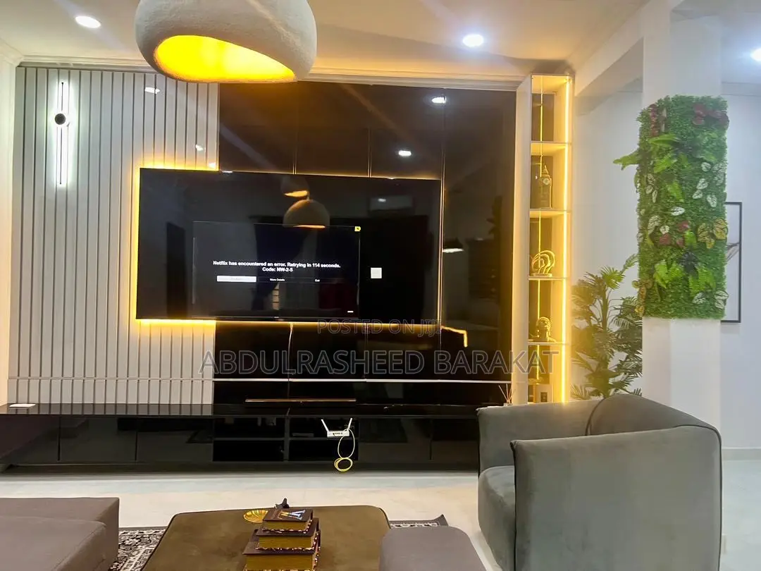Well Furnished Luxurious Two Bedroom Apartment