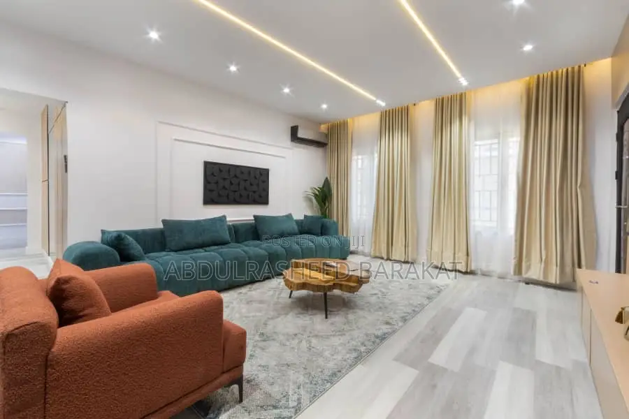 Luxury Two Bedroom With Private Cinema With Pool Gym Balcony