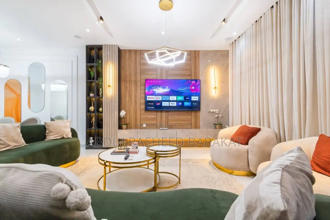 Well Furnished Luxurious Four(4) / Three(3) Bedroom Apartment