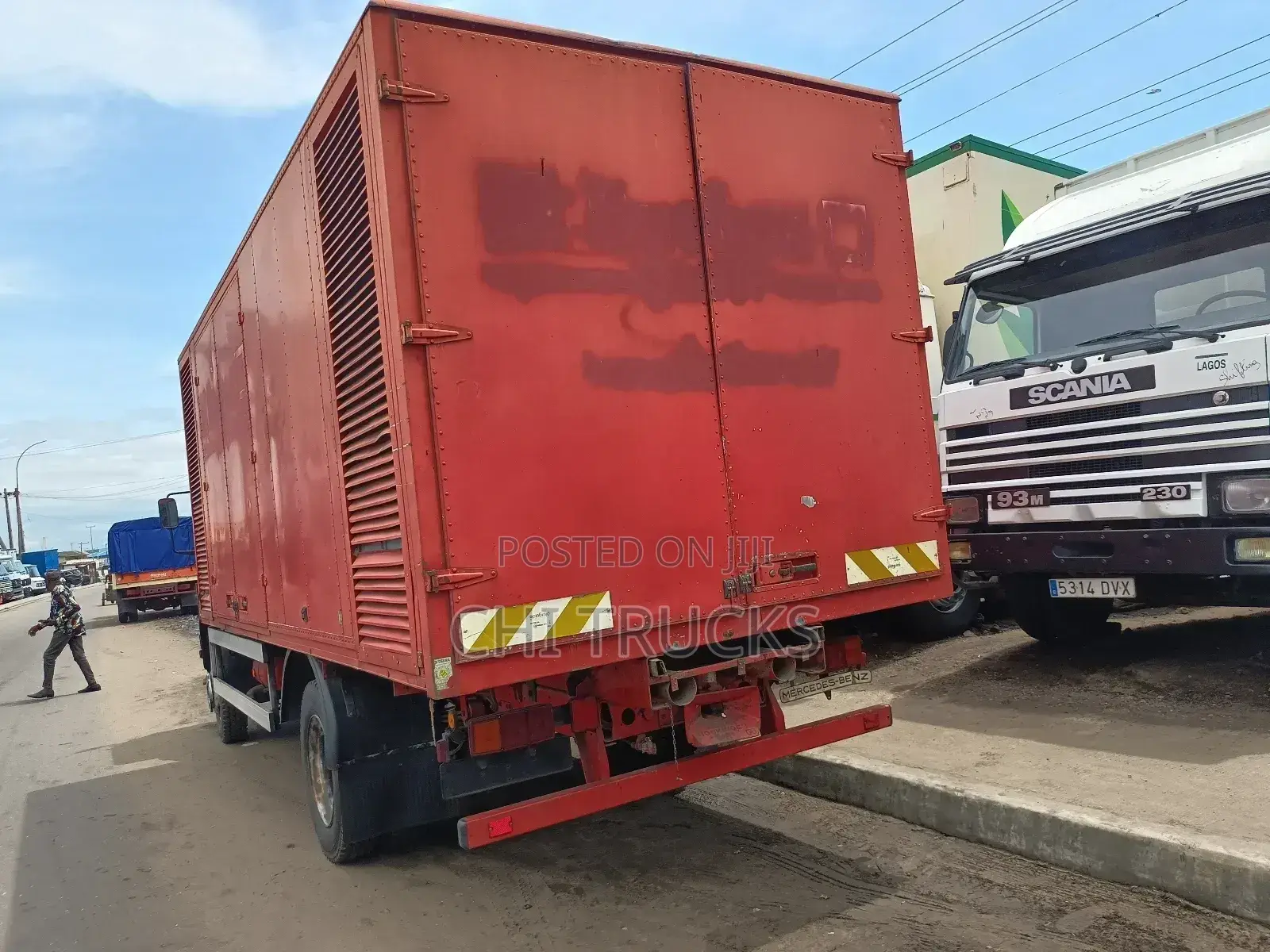 Mercedes Benz 1114 Container Truck German Specification
