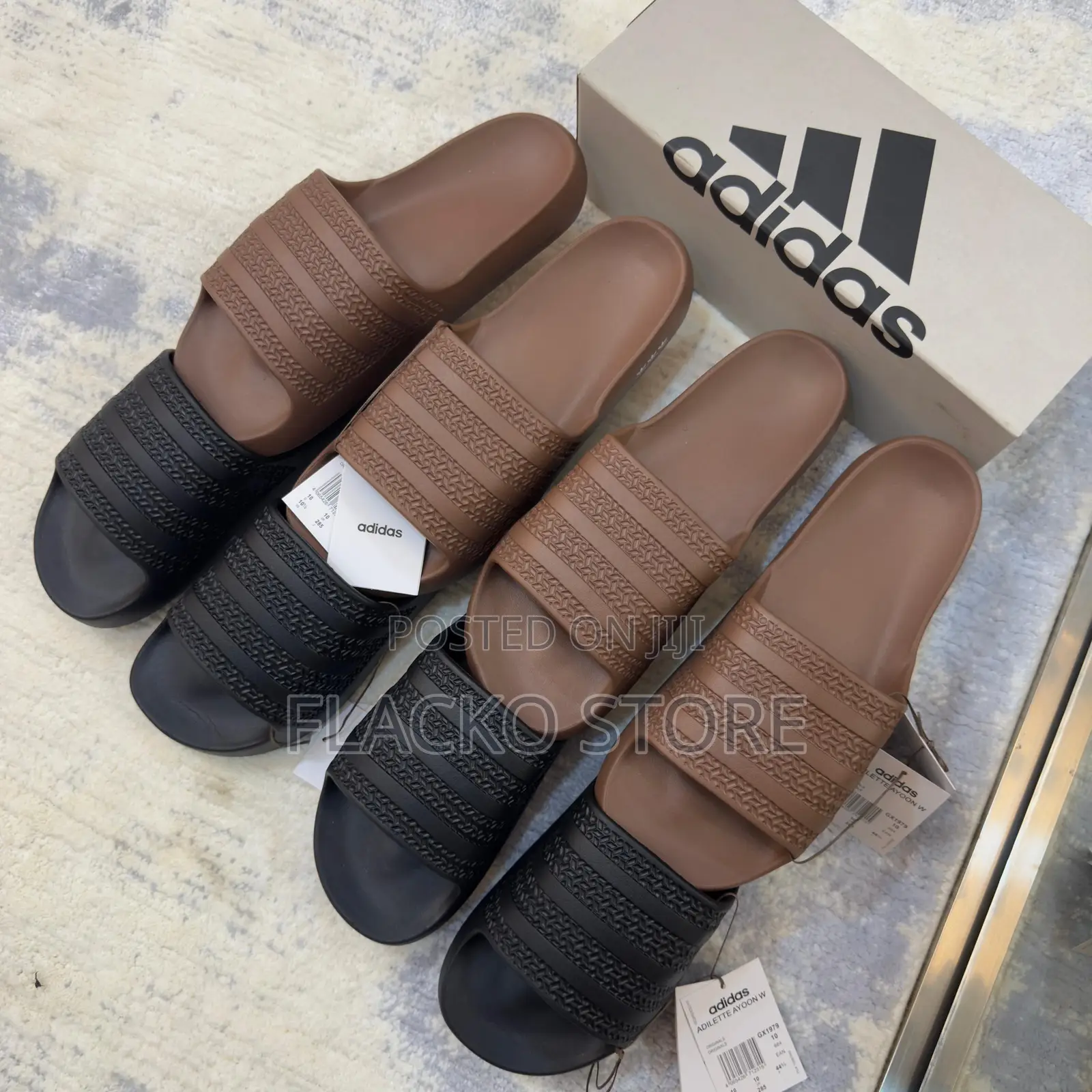 Original Adidas Adillete Slides