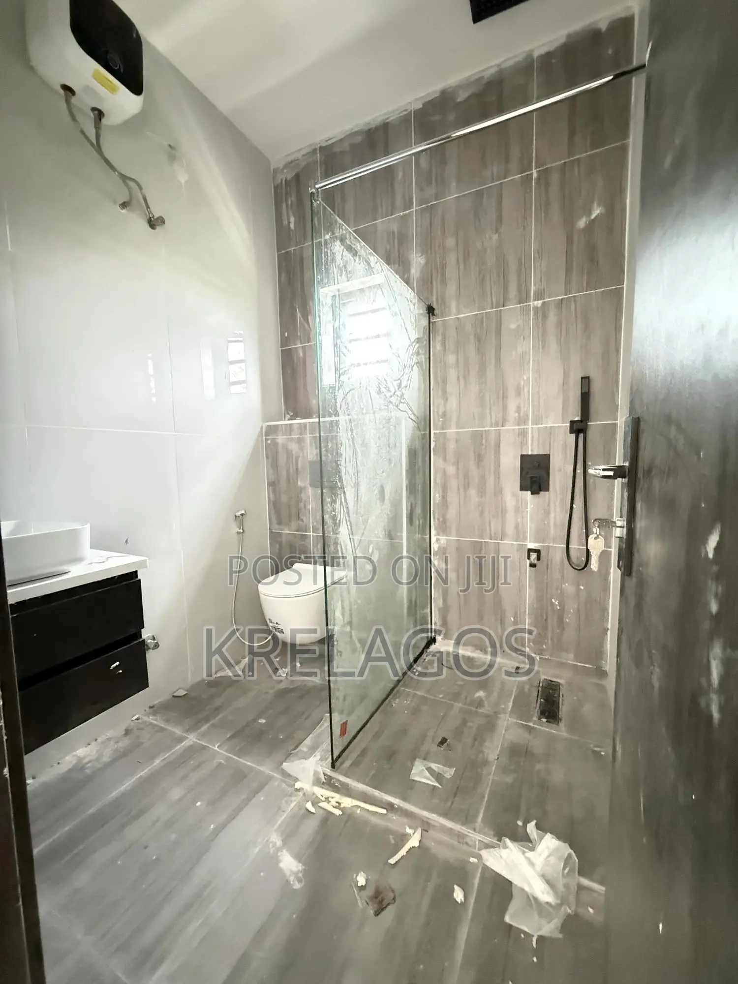 4bdrm Duplex in Off Lekki-Epe Expressway for sale
