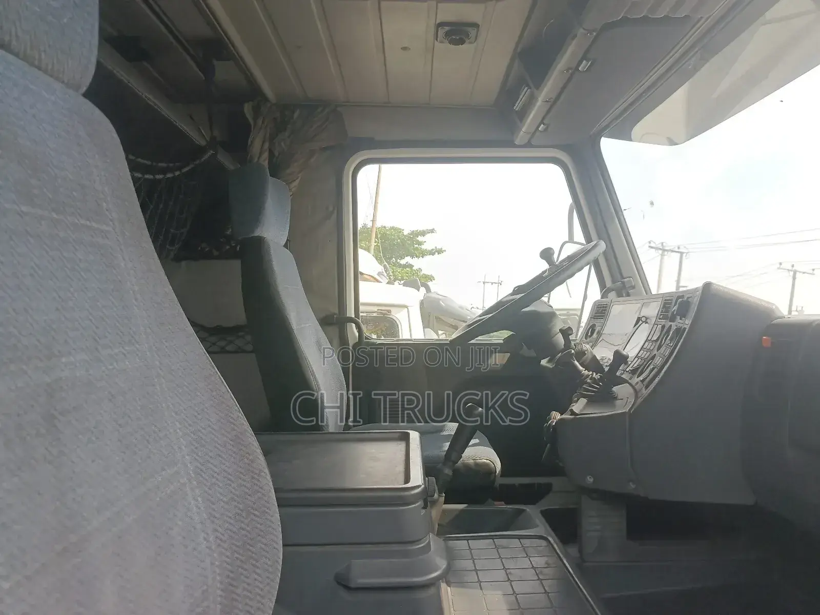 Scania 93m Refrigerator Truck