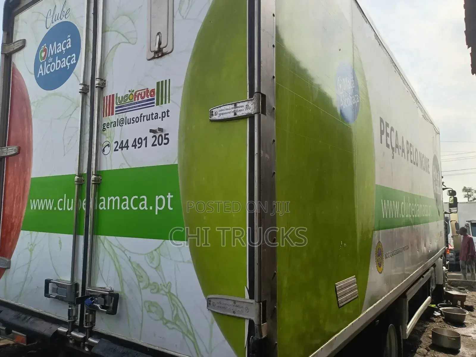 Scania 93m Refrigerator Truck