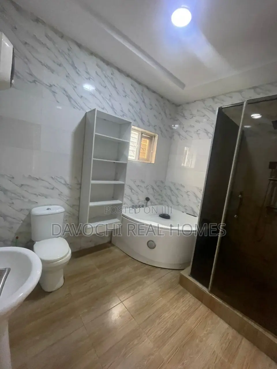 4bdrm Duplex in Chevron Toll Gate for rent