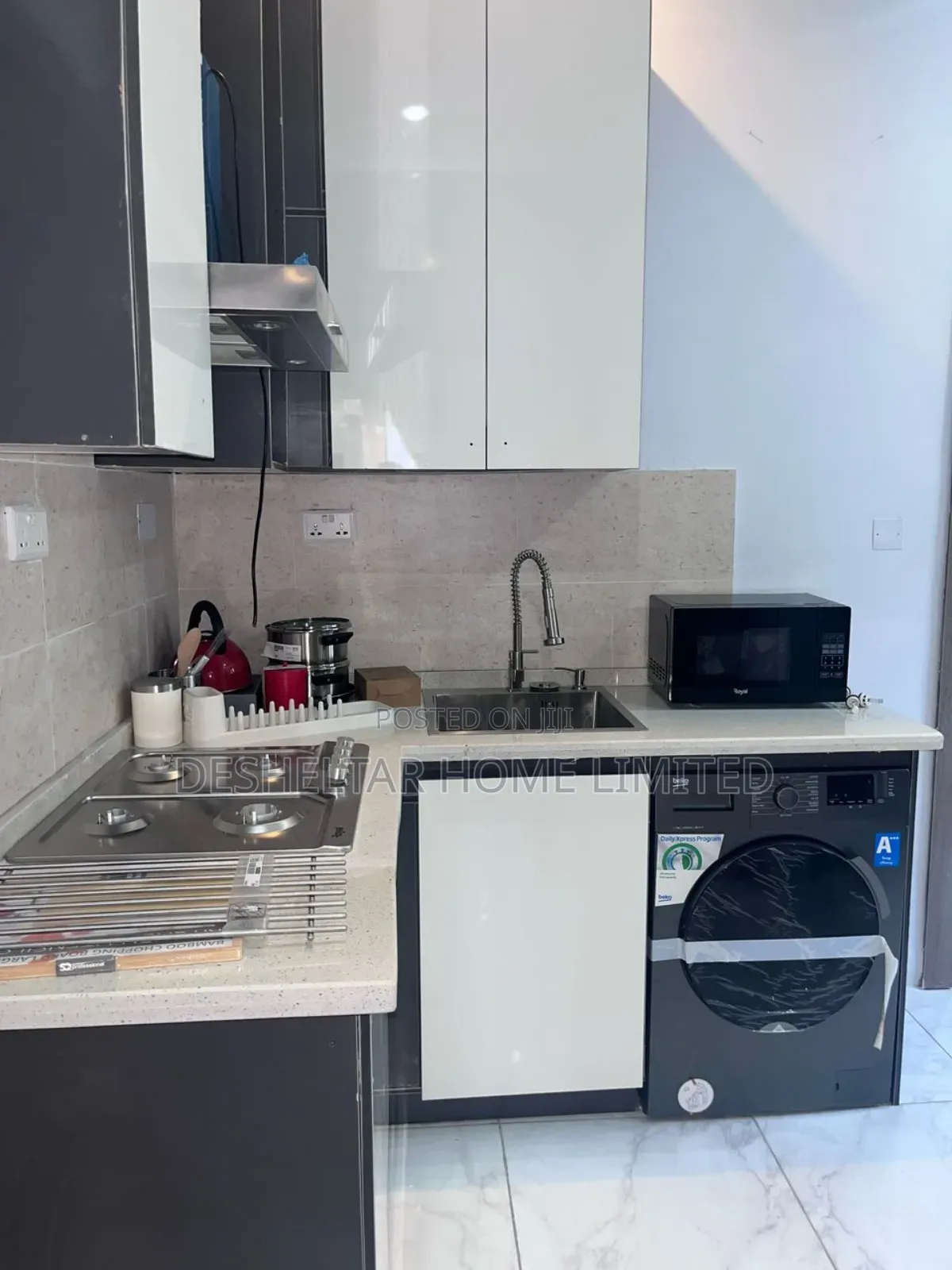 Furnished Studio Apartment in Oceanbay Estate, Chevron for rent