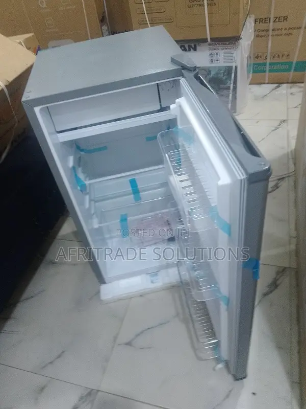 Energy‐Efficient Table‐Top Fridge 90litres – Aeon