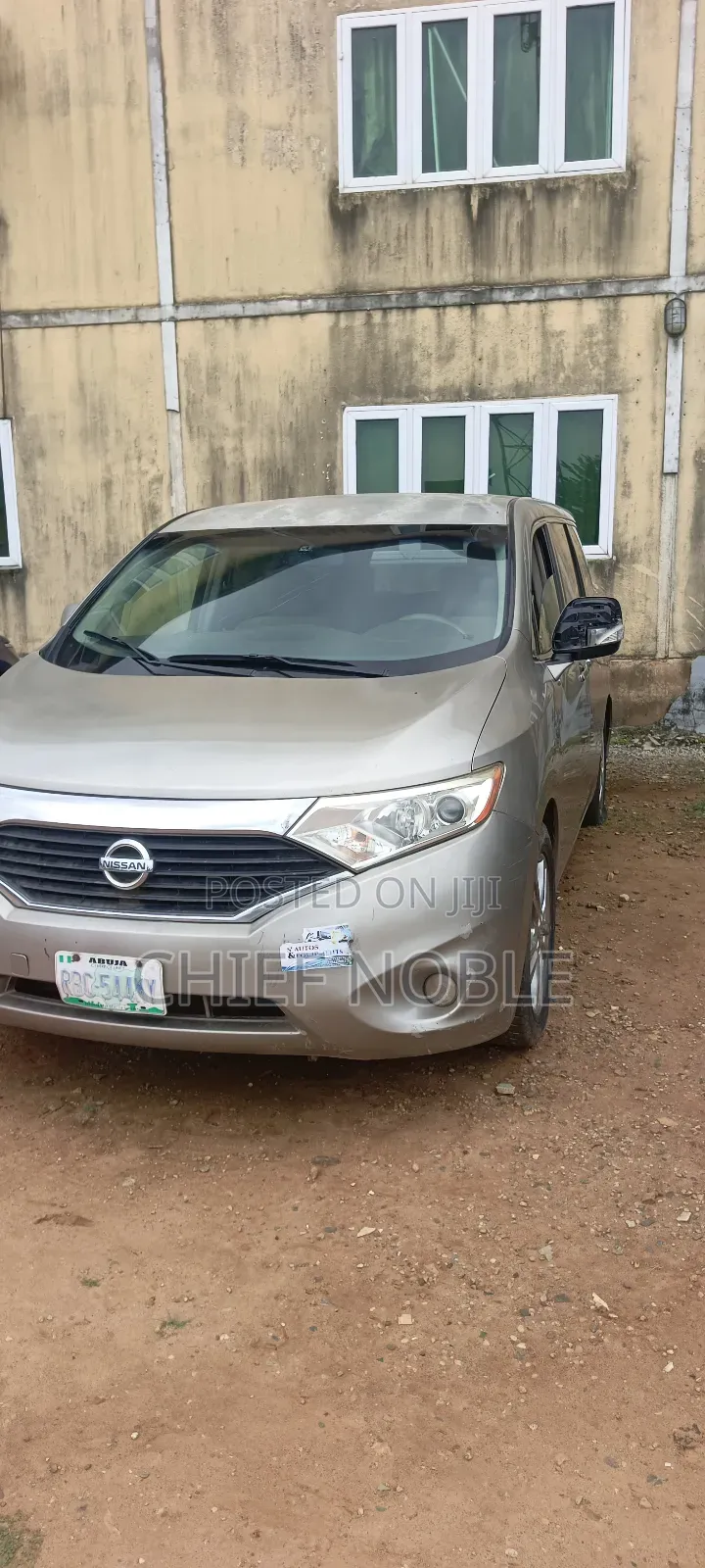 Nissan Quest S 2012 Gold