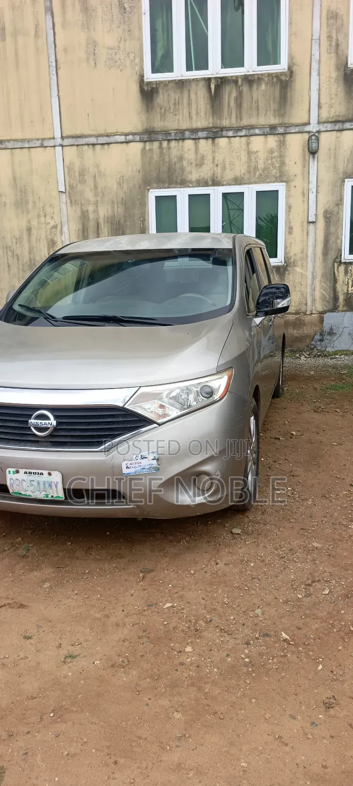 Nissan Quest S 2012 Gold
