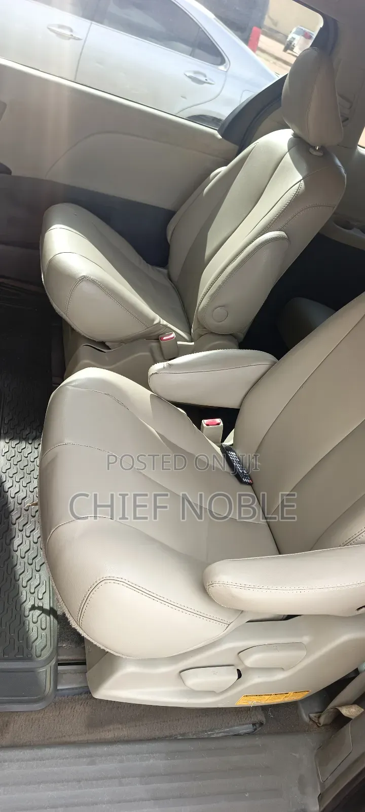 Toyota Sienna 2012 Green