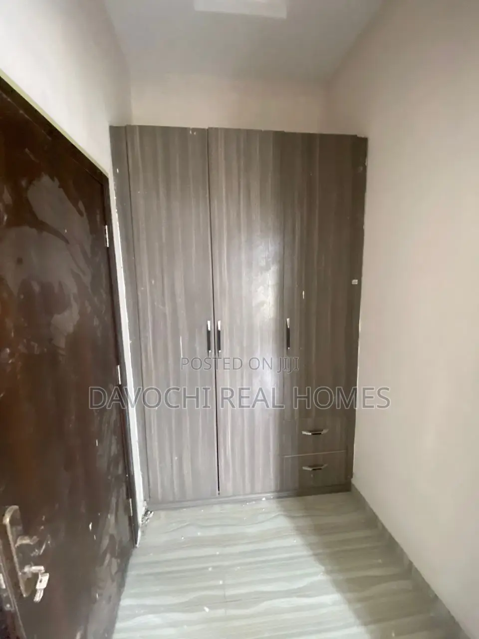 5bdrm Duplex in Osapa London for rent