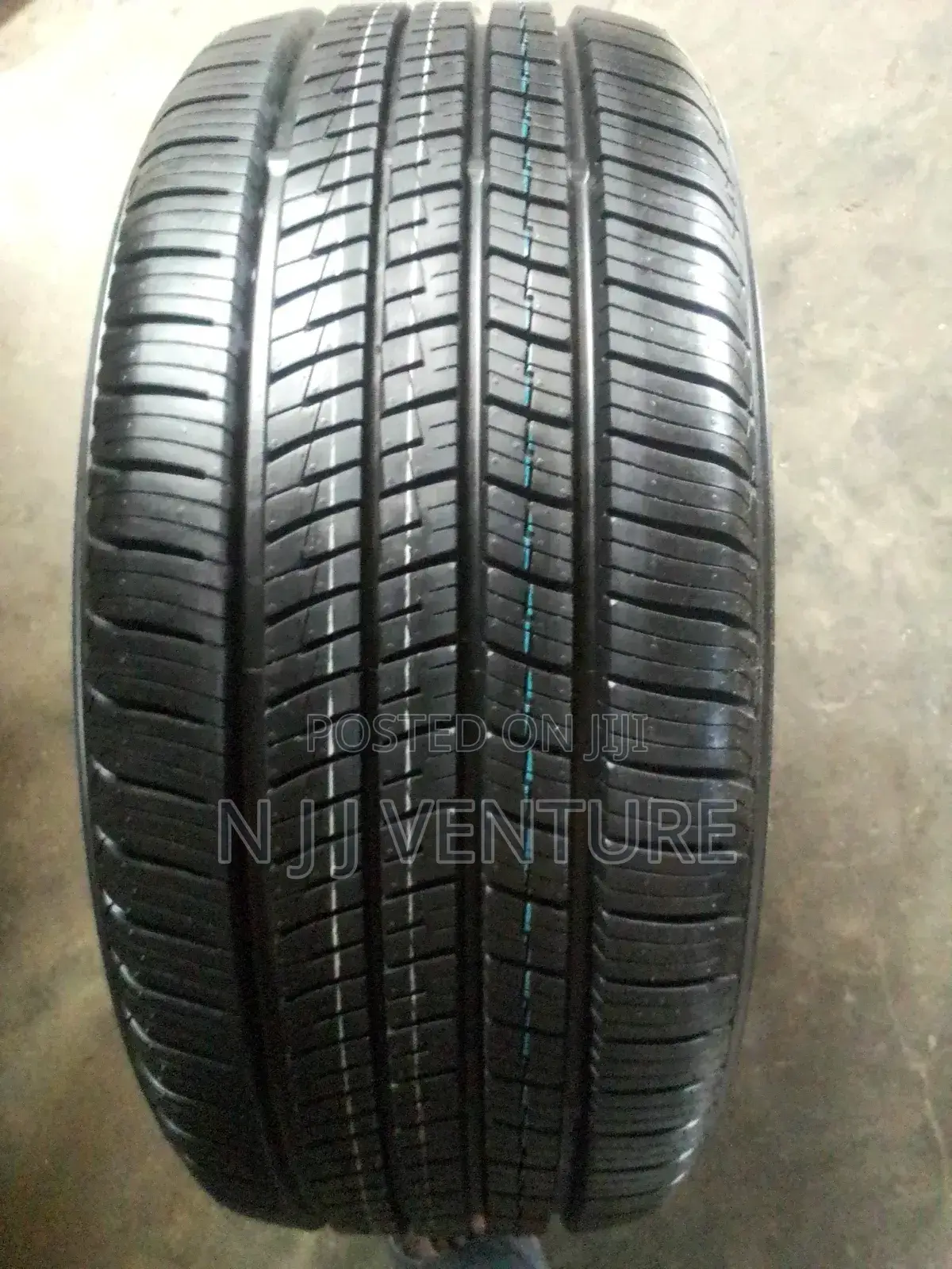 235 40 R19 Yokohama .Bridegstone.And Dunlop Non China