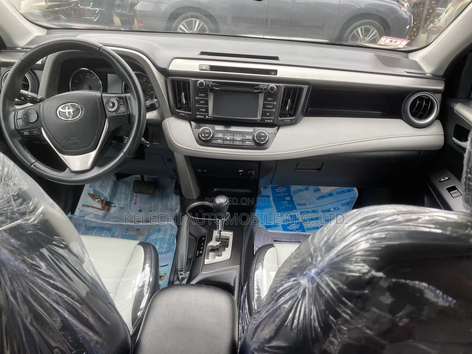 Toyota RAV4 XLE AWD (2.5L 4cyl 6A) 2016 Black