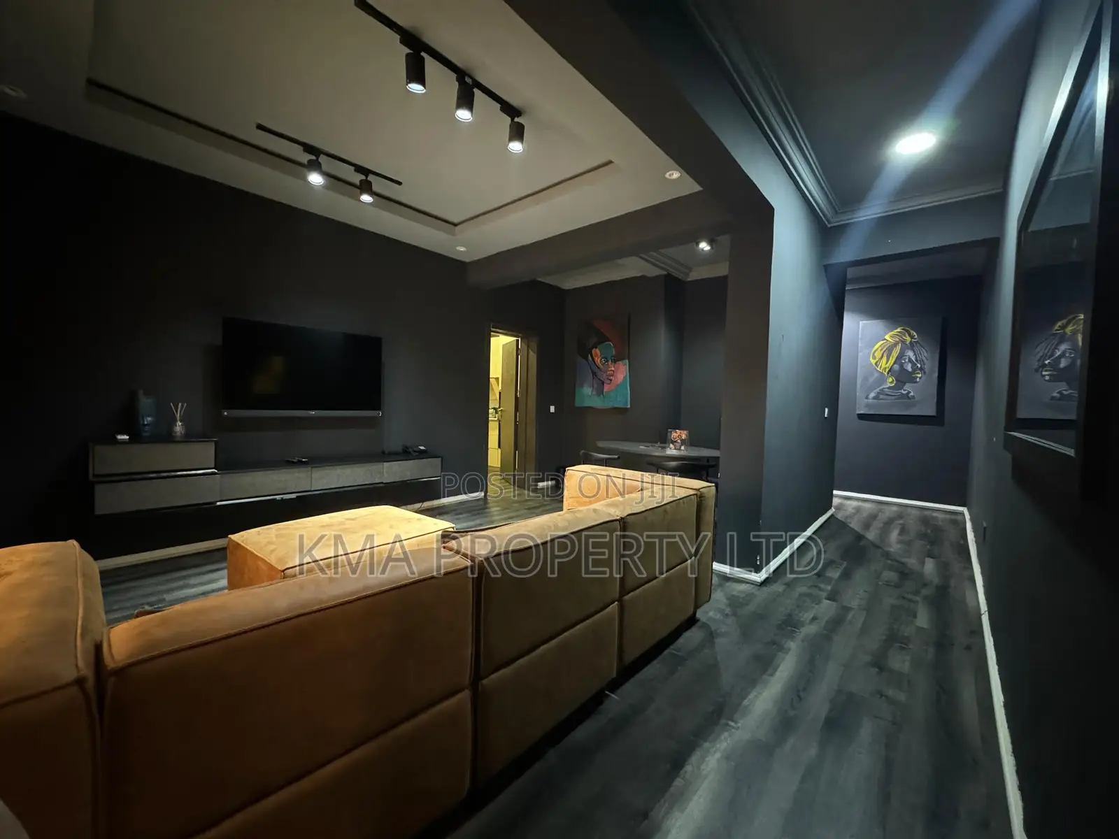 Luxury 2 Bedroom Apartment