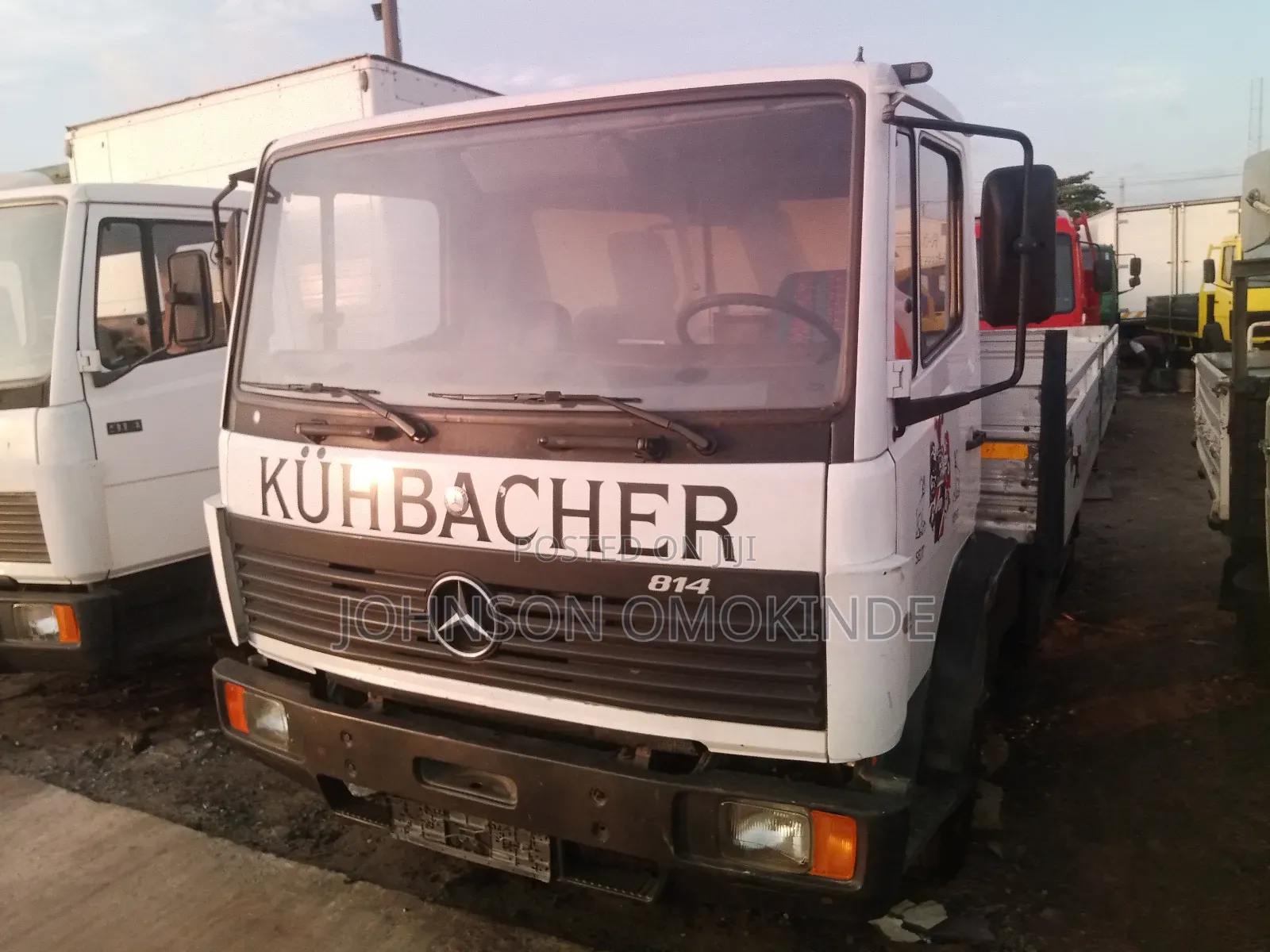 814 Mercedes Benz