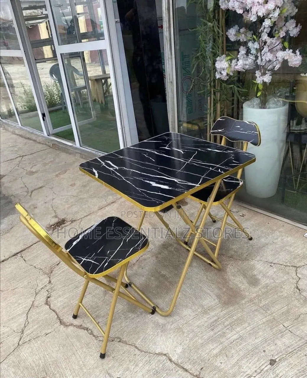 2 Chairs With 1 Table