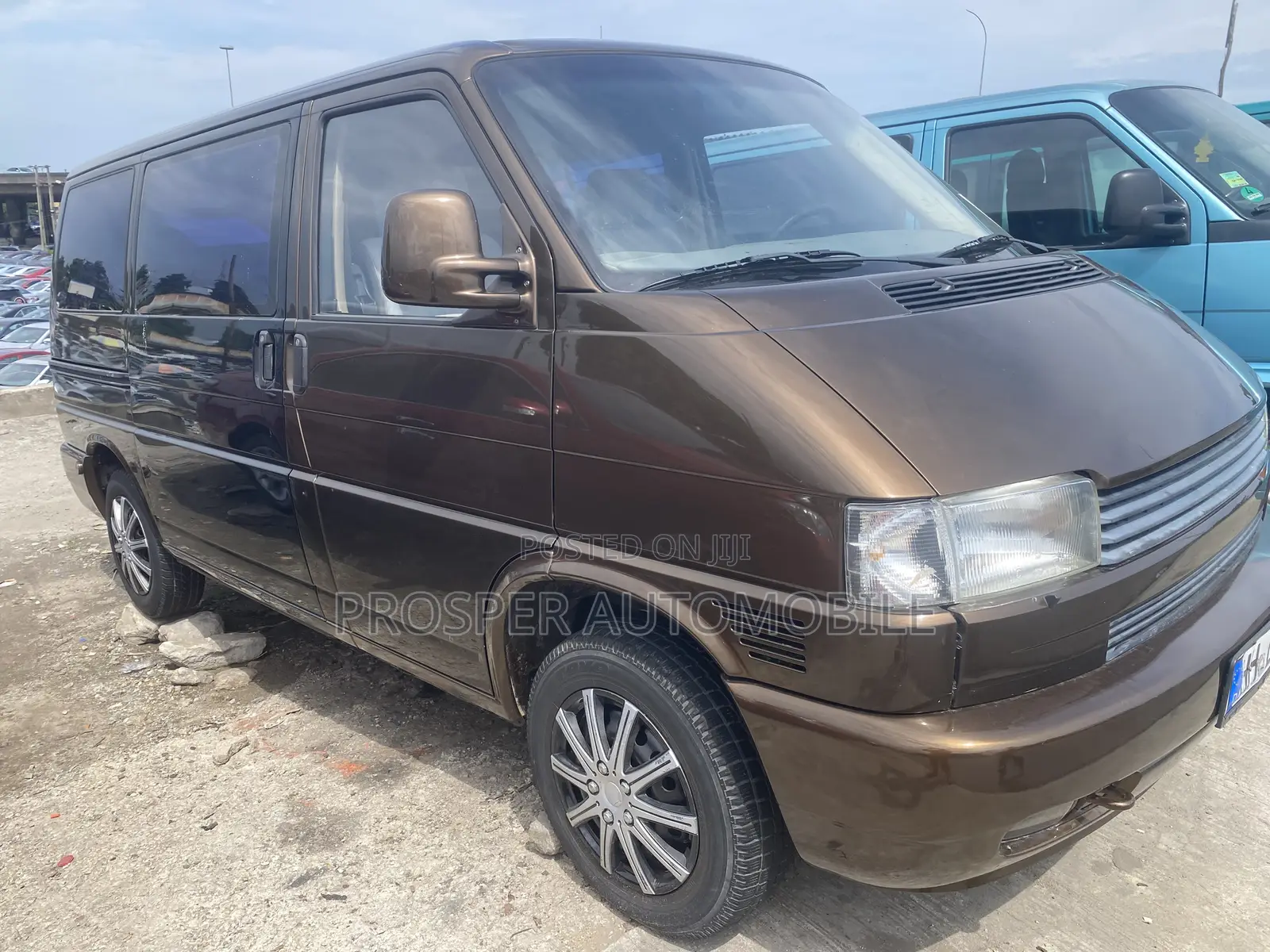 Volkswagen Transporter 2005 Brown
