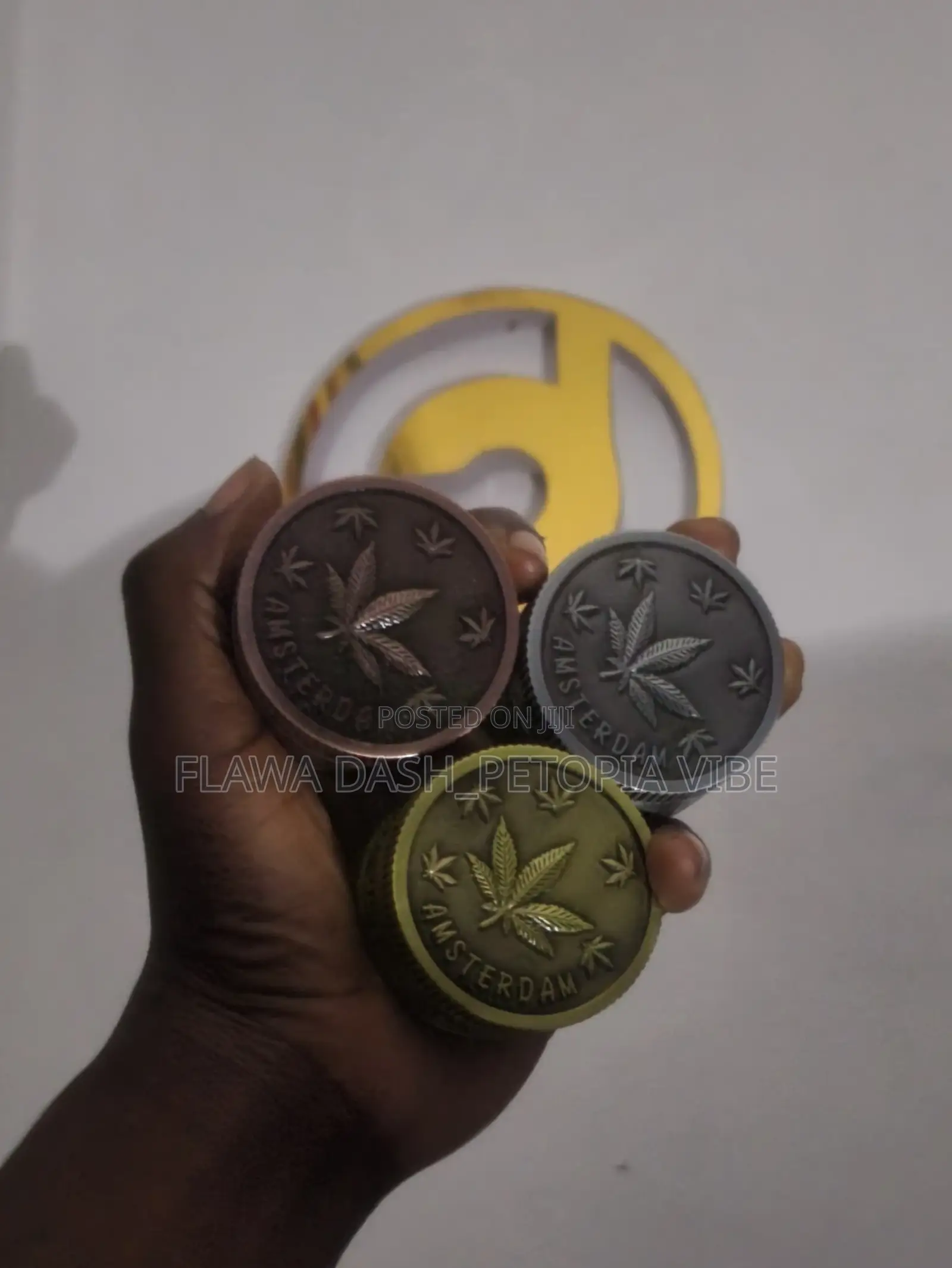 Amsterdam Metal Herb Crusher Grinder
