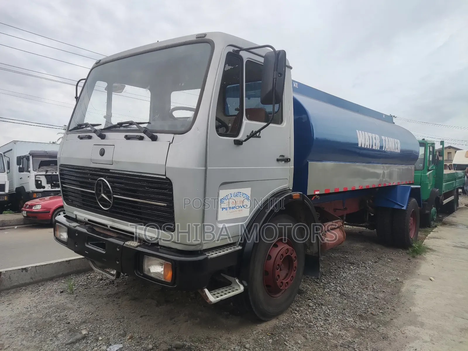 1417 Water Tanker Truck
