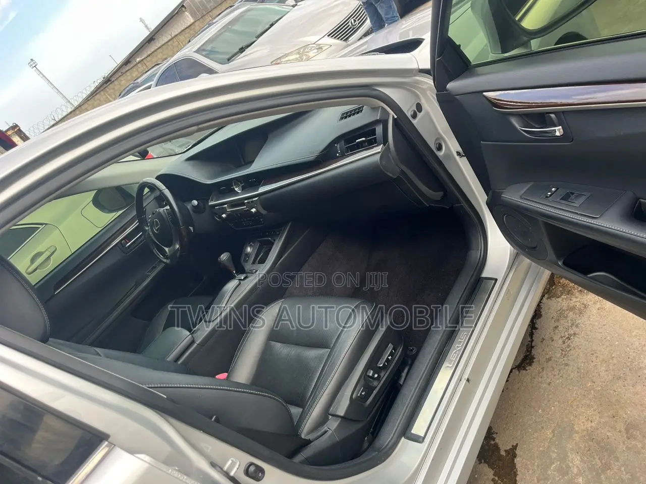 Lexus ES 350 FWD 2014 Silver