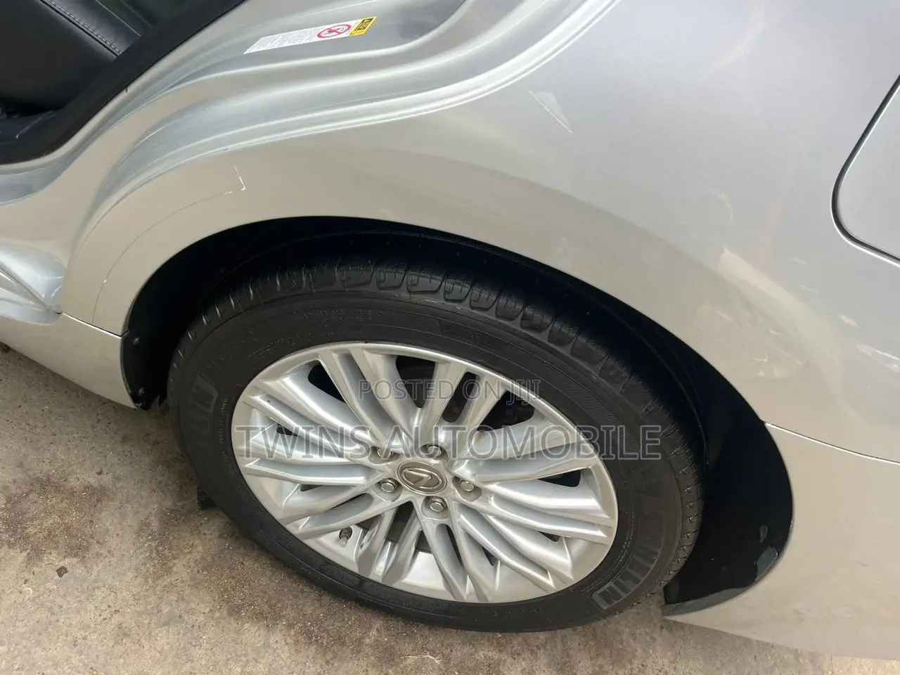 Lexus ES 350 FWD 2014 Silver