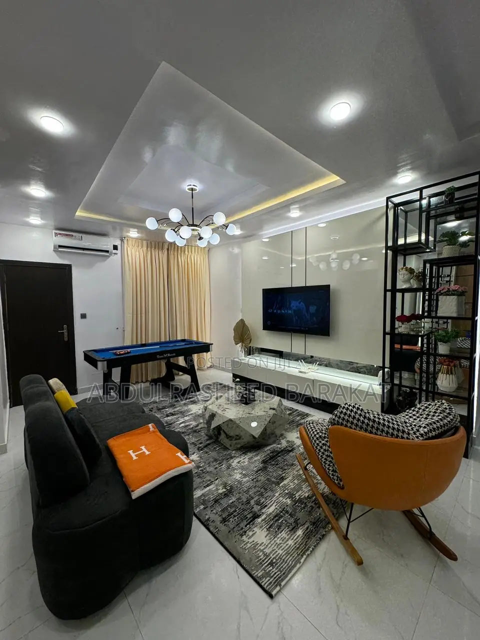 Beautiful 2 Bedroom Apartment With Snooker,Pool, Gym Etc.