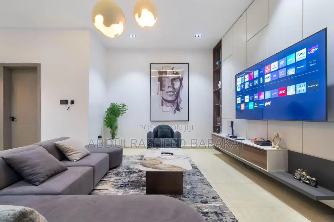 3 Bedroom Terrace With a Cinema Pool Gym Bathtub Rooftop Jacuzzi Ps5