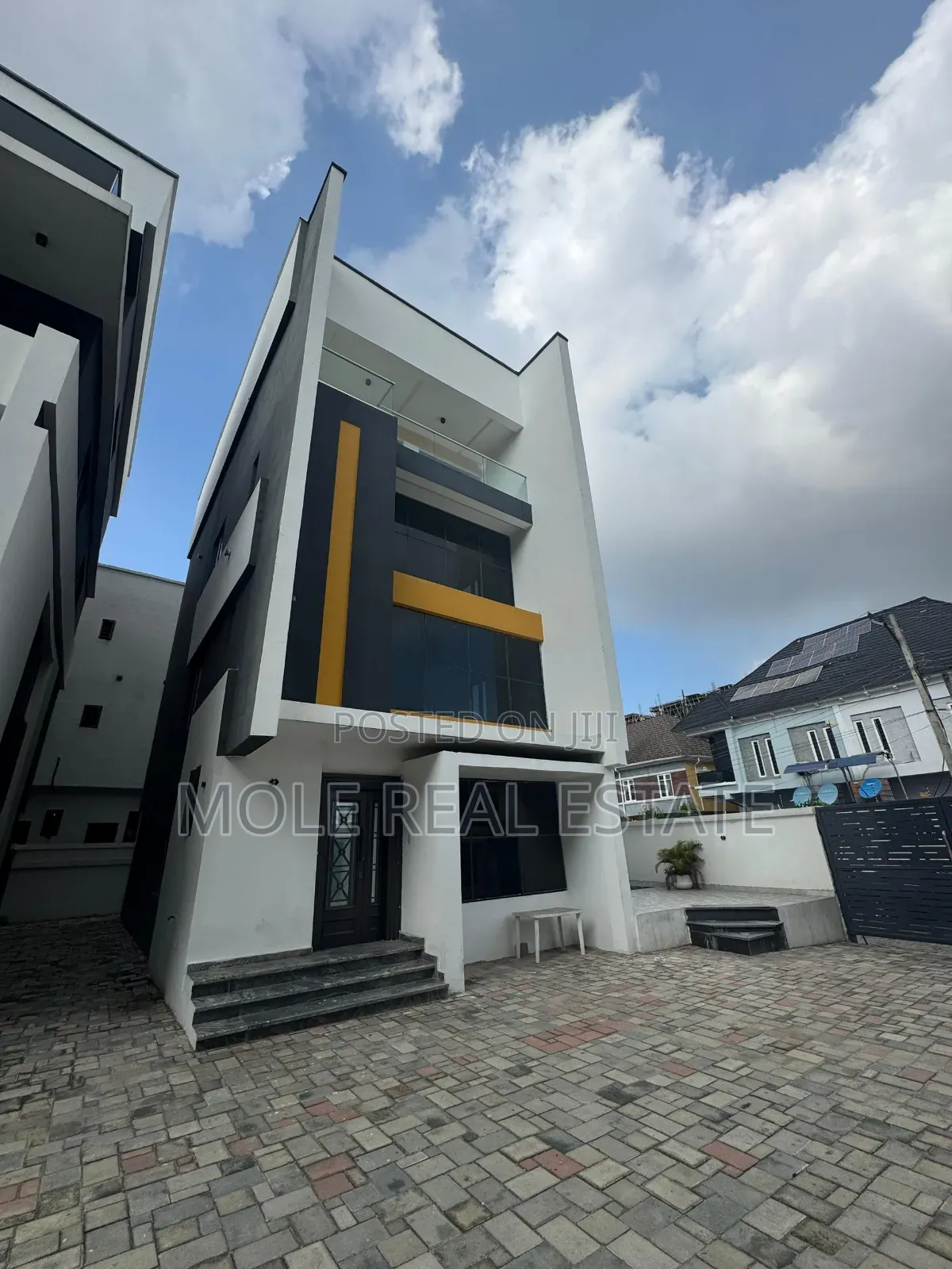 Furnished 4bdrm Duplex in Chevron, Lekki for sale