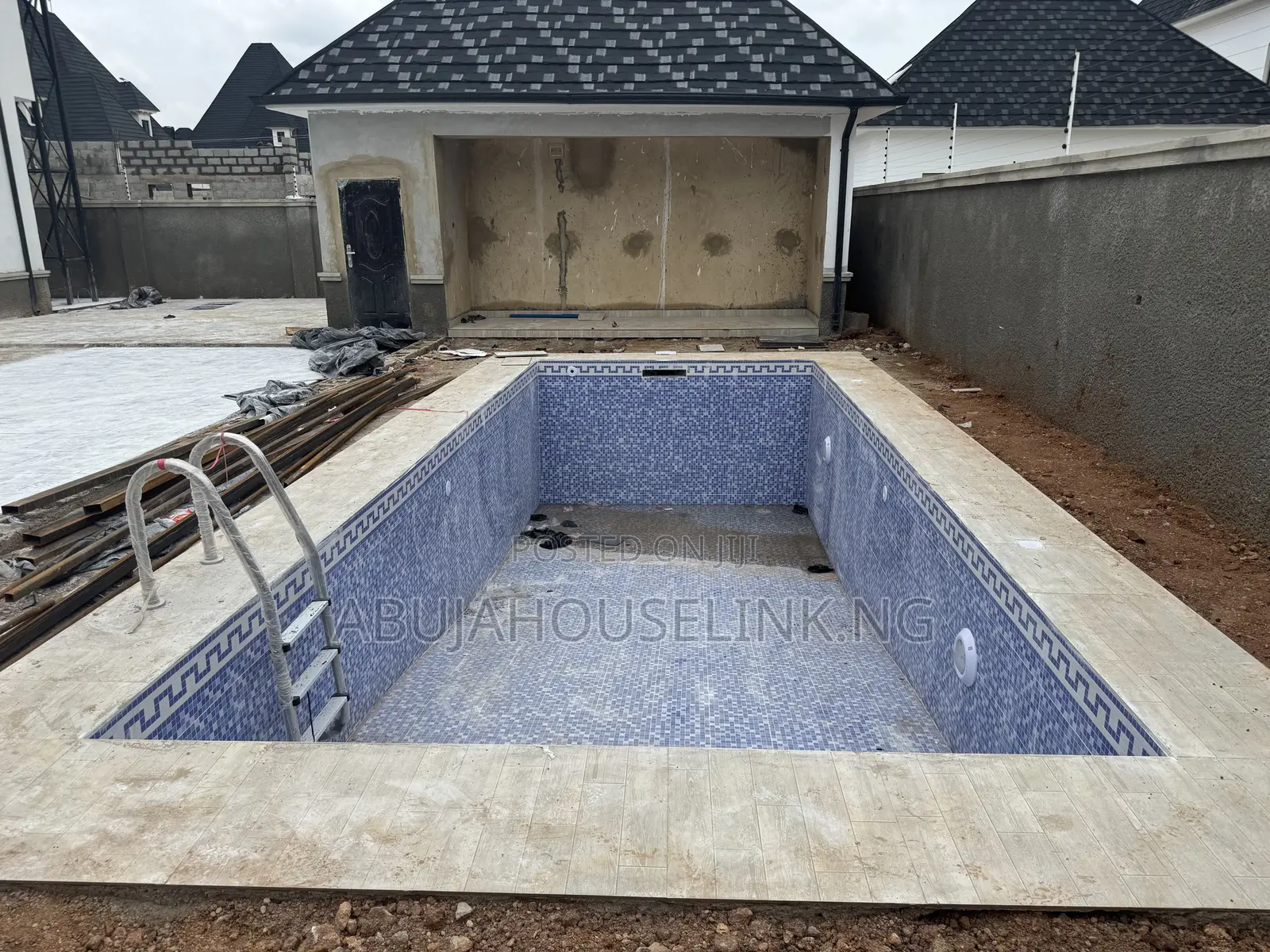 7bdrm Duplex in Efab Metropolis, Gwarinpa for sale