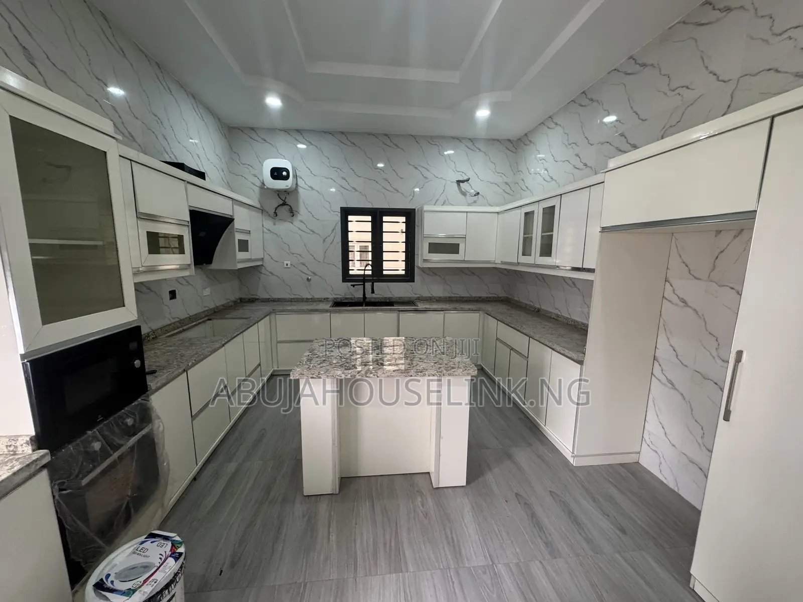 6bdrm Duplex in Efab Metropolis, Gwarinpa for sale