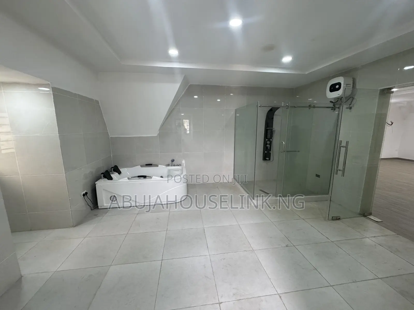 6bdrm Duplex in Efab Metropolis, Gwarinpa for sale