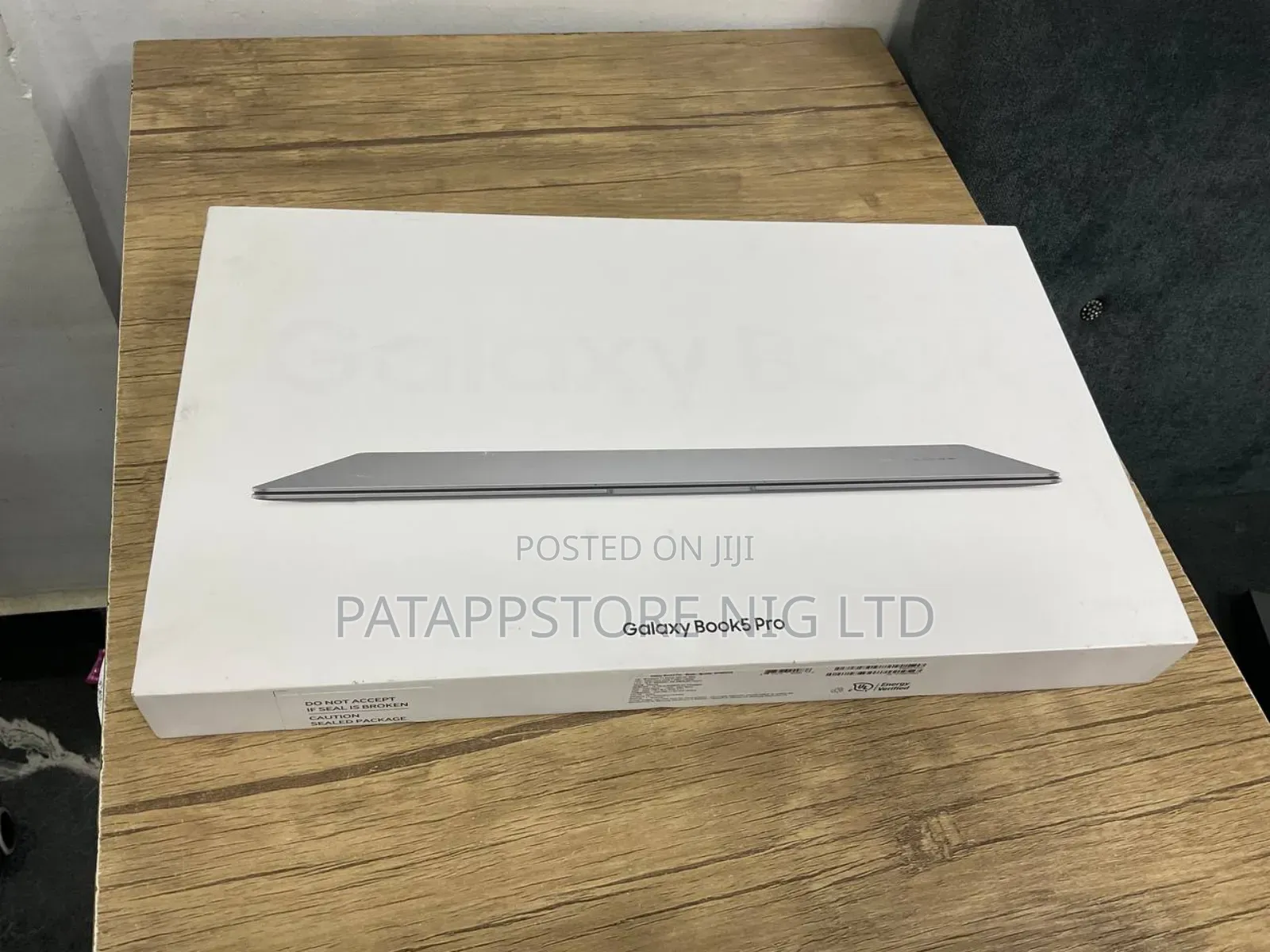 New Laptop Samsung 16GB Intel Core Ultra 7 SSD 1T