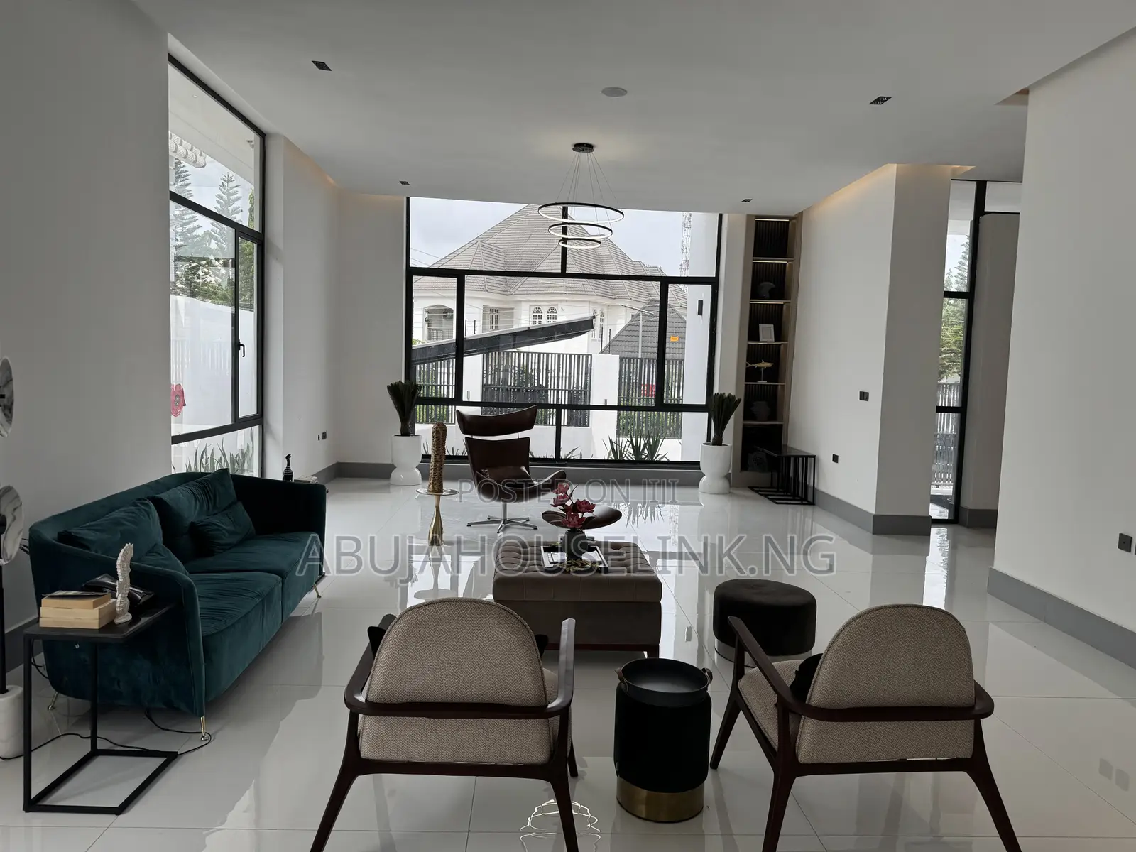 Furnished 8bdrm Duplex in Asokoro Main Abuja for sale