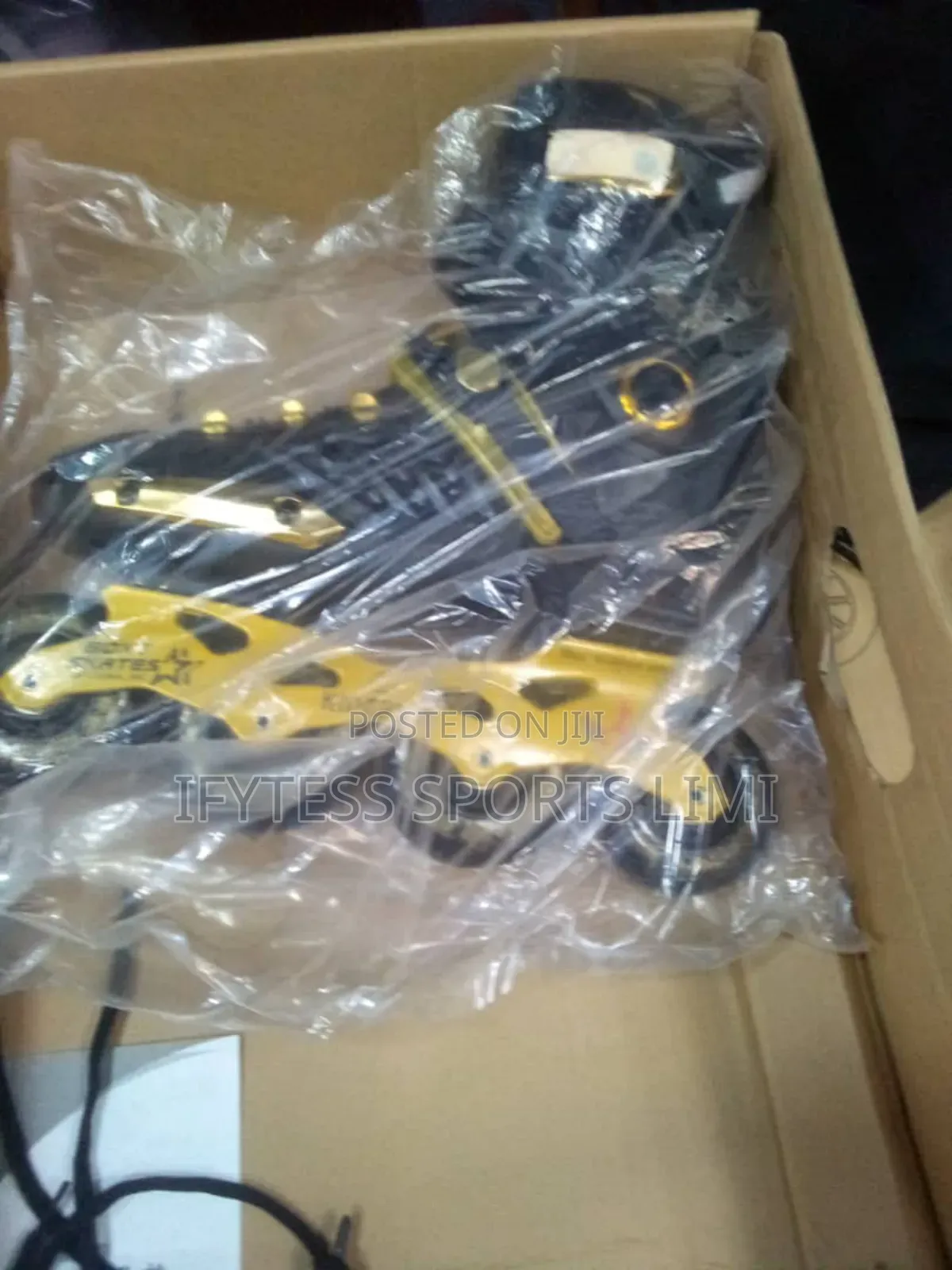 Best Quality Plastic Body Skate Shoes With Big Tyres