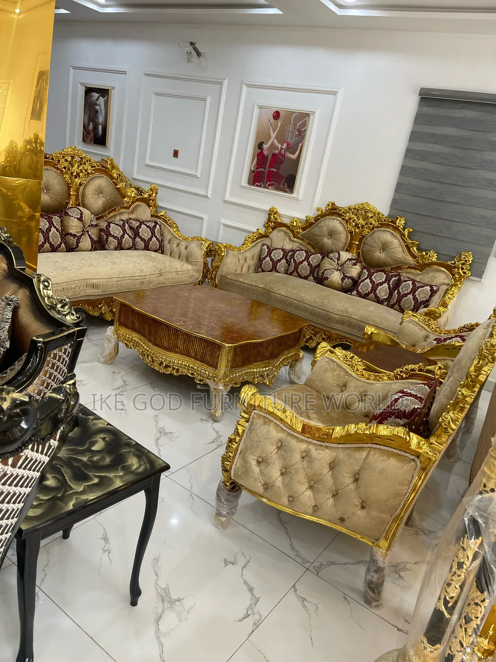 8seater Imported Royal Fabric Sofa Chair With Center Table