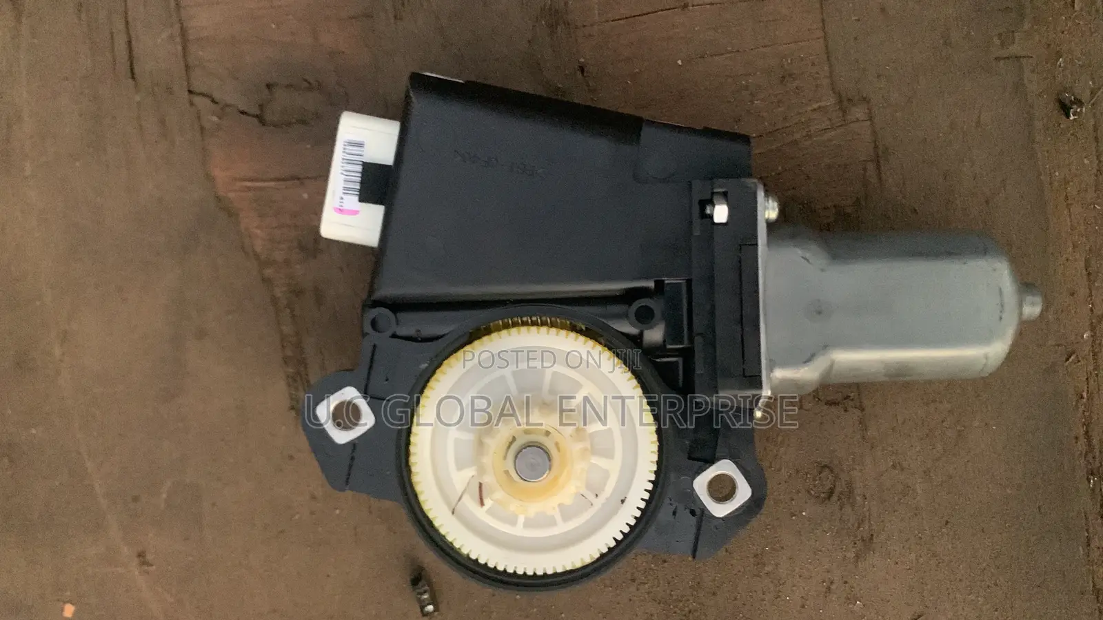 Roof Glass Engine for All Types of Motor Available