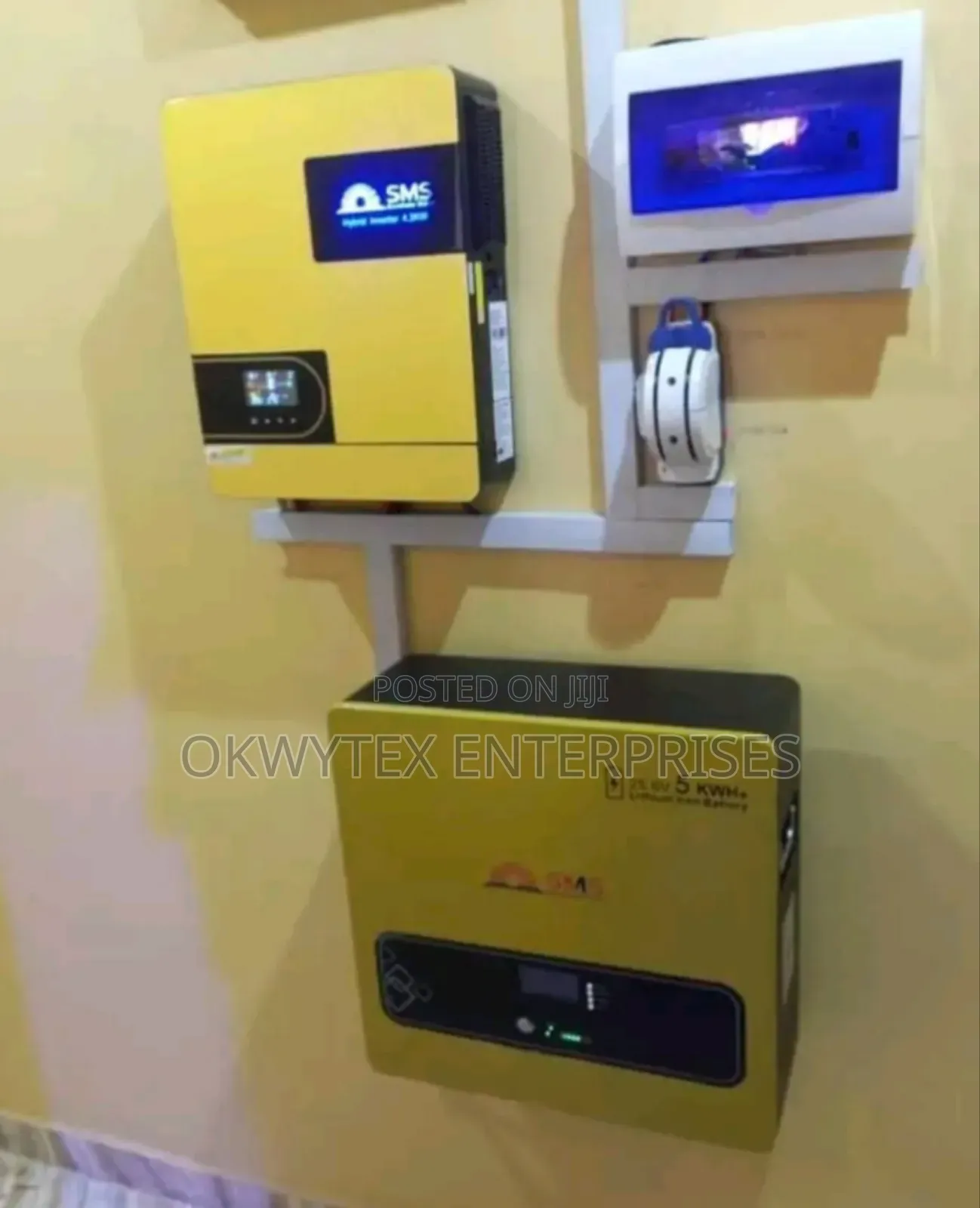 5kwh SMS Lithium Battery and 4.2kva Hybrid Inverter and Panels