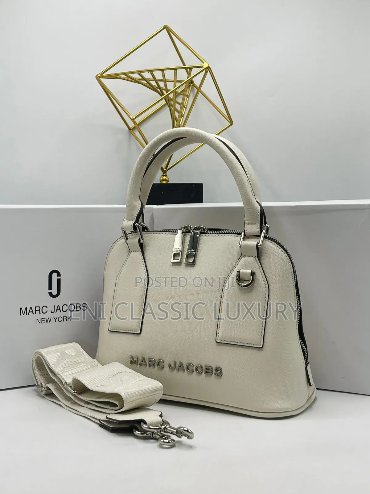 Marc Jacobs Luxury Collection Bags For Women's Well Branded