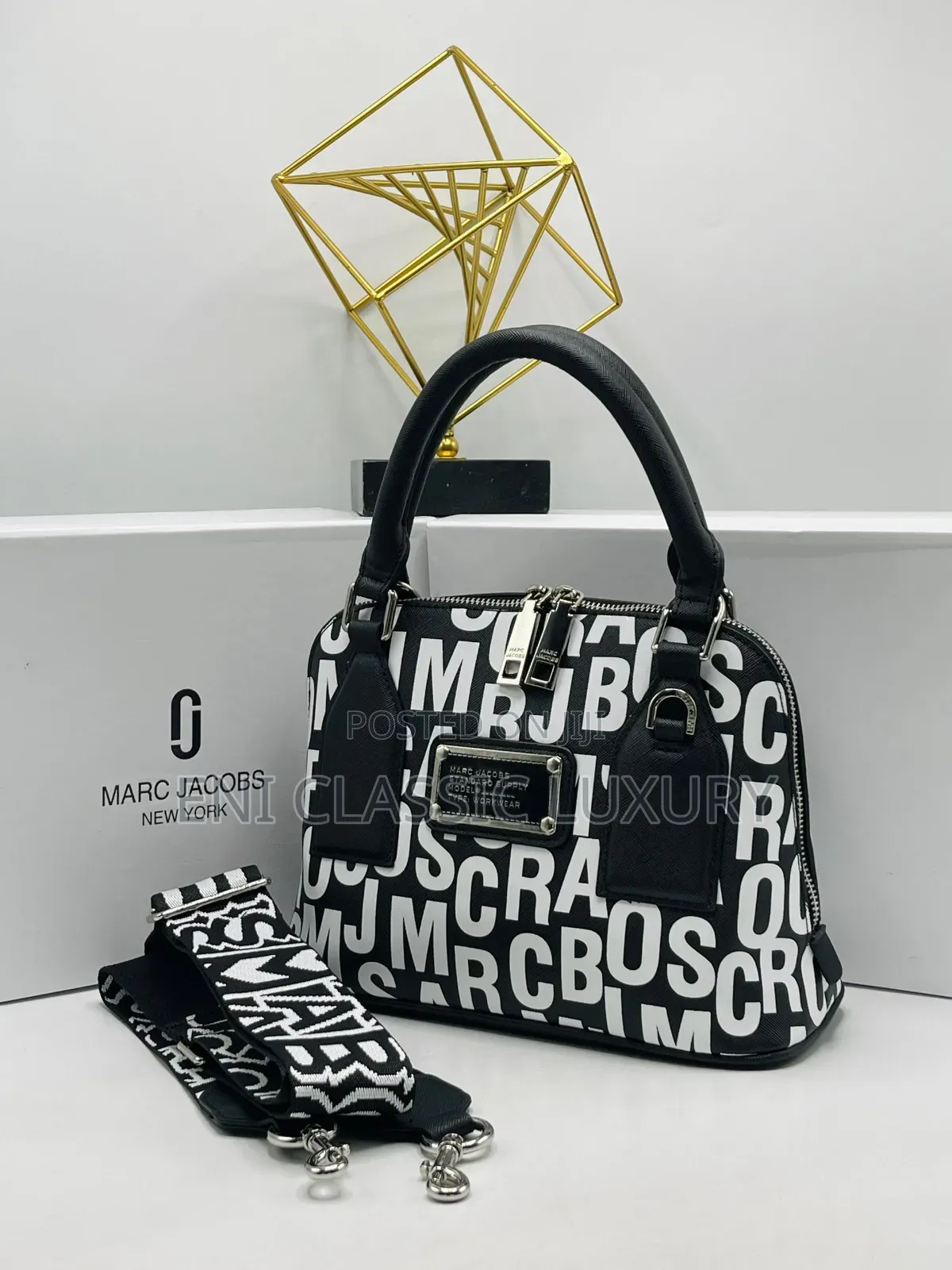 Marc Jacobs Luxury Collection Bags For Women's Well Branded