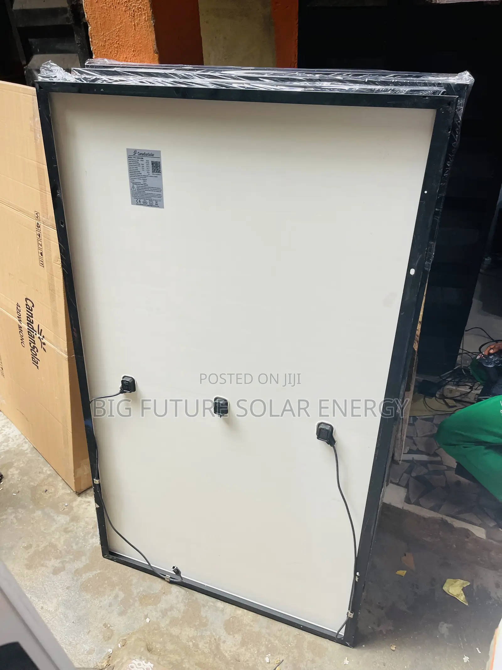 500watts Canadian Halfcut Solar Panel 120c