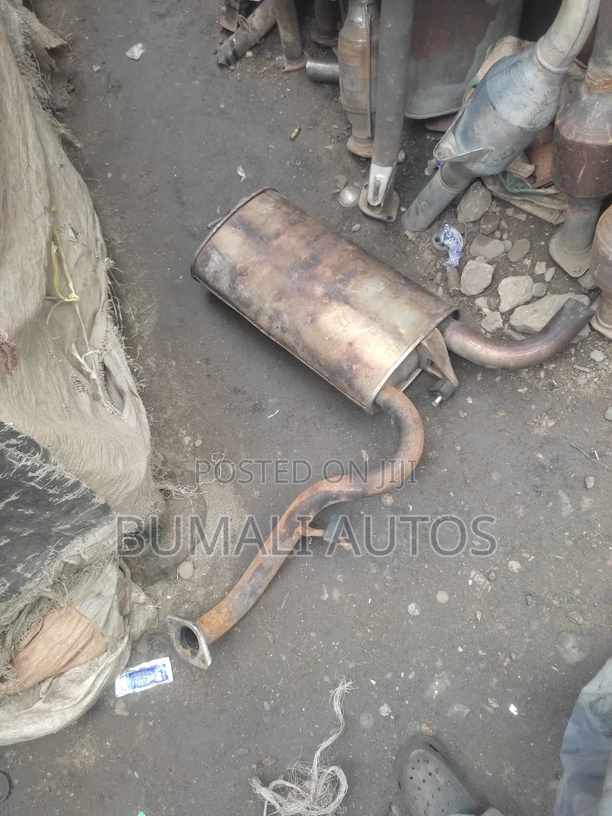 Exhaust Silencer Back Pot for Toyota Matrix 2009-2013 Model